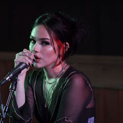 Just A Girl Chords by Maggie Lindemann