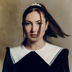 Je Pense à Vous Intro by Linh