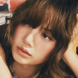 Moonlit Floor Chords by Lisa (Blackpink)