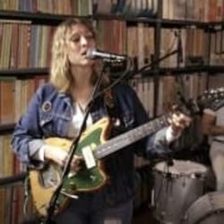 Motions Bass tabs by Liz Cooper And The Stampede