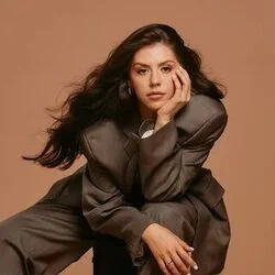 Let The Alabaster Break Chords by Lizzie Morgan