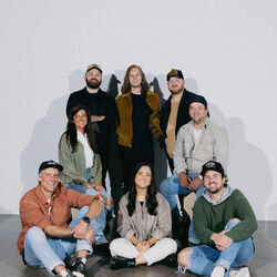 Long Hollow Worship chords for Listen and obey