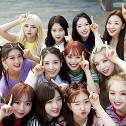 Wow (Ver2) Chords by Loona (이달의 소녀)