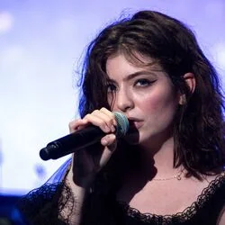 Current Affairs Bass Tab by Lorde