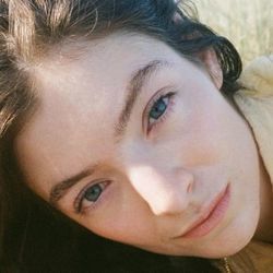 Te Ao Marama Chords by Lorde