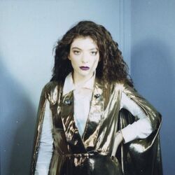 Yellow Flicker Beat  Chords by Lorde