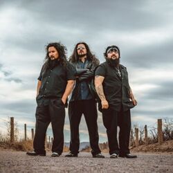 Dance With Me Chords by Los Lonely Boys