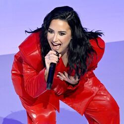 Heart Attack  Chords by Demi Lovato