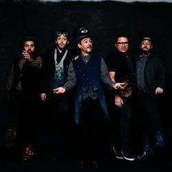 Shiwa Tot A Zen Chords by Love Of Lesbian