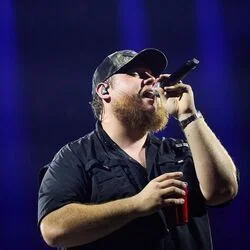 Huntin By Yourself Chords by Luke Combs