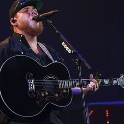 Don't Tempt Me Ukulele Chords by Luke Combs