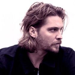 Clay Pigeons Chords by Luke Grimes