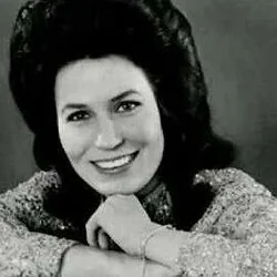 Slowly Killing Me Chords by Loretta Lynn