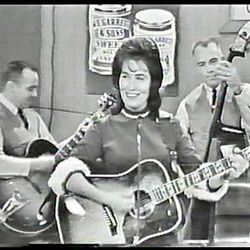 Honky Tonk Girl  Chords by Loretta Lynn