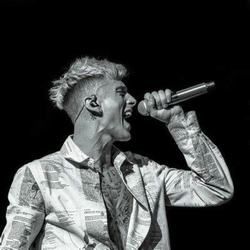 Glass House Tabs by MGK (Machine Gun Kelly)