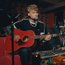 Sun To Me Intro by MGK (Machine Gun Kelly)