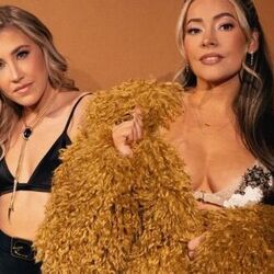 Drunk Girls In The Bathrooms Chords by Maddie & Tae