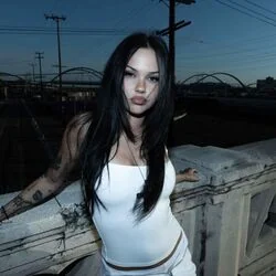 I Feel Everything Chords by Maggie Lindemann