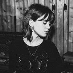 Daydreams Chords by Maisie Peters