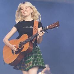 Holy Revival Chords by Maisie Peters