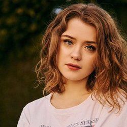 Maisie Peters chords for Toast