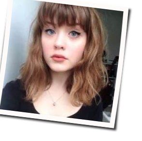 Underdressed Chords by Maisie Peters
