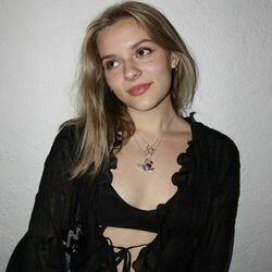 Maisy Stella chords for That feeling acoustic live