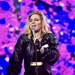 Maja Ivarsson chords for Kamikaze life