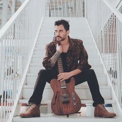 Vida Chords by Malbuzee