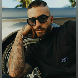 Mojando Asientos Chords by Maluma