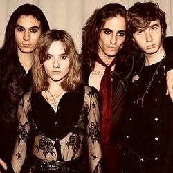 Beggin (Ver2) Bass Tab by Måneskin