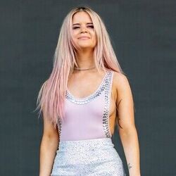 Maren Morris chords for Dead flowers