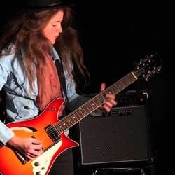Billy 4 Chords by Margot Cotten