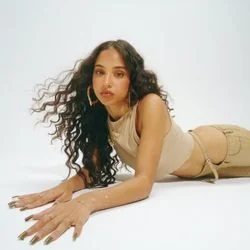 Buy Your Own Flowers Chords by María Isabel