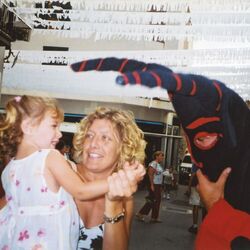 Sonen Ses Campanes by Maria Jaume