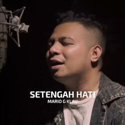 Cinta Setengah Hati by Mario Yamlean