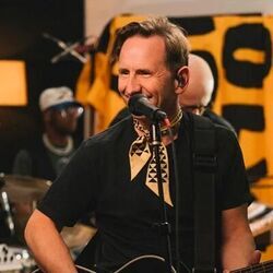 You Deserve The Applause Chords by Smith Martin
