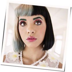 Class Fight Chords by Melanie Martinez
