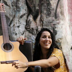 Viento Madera Chords by María Ruiz