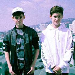 Words Chords by Max And Harvey