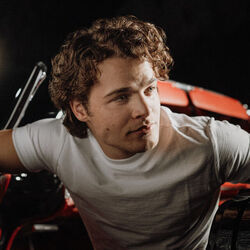 Better Me For You Chords by Max McNown