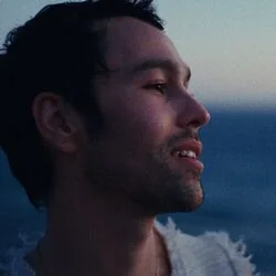 The Thing I Love Chords by MAX