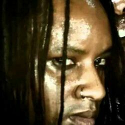 Maxim chords for Carmen queasy