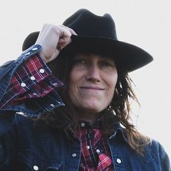 Makin Memories Chords by Melissa Carper
