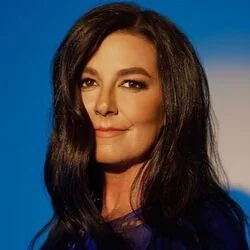 Who Could Chords by Meredith Andrews