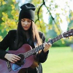 I Am Woman Chords by Mia Wray