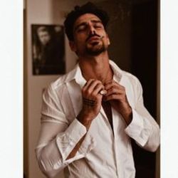 Beautiful Chords by Michele Morrone