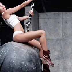 Wrecking Ball Bass Tab by Miley Cyrus
