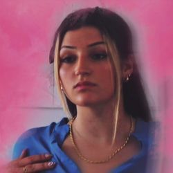 Mira Housey chords for Girl i used to be