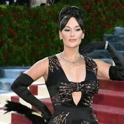 Elvis - Can't Help Falling In Love Chords by Soundtracks 🎦